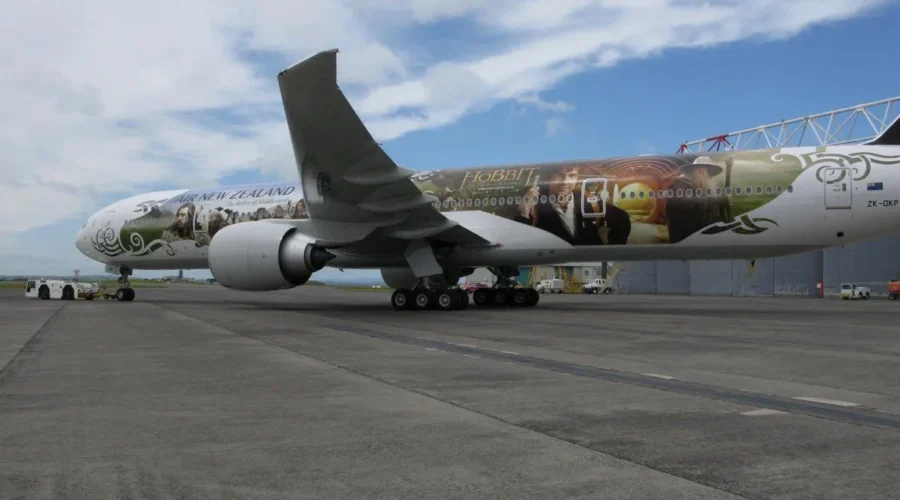 Weta y Air New Zealand presentan el avión de El Hobbit
