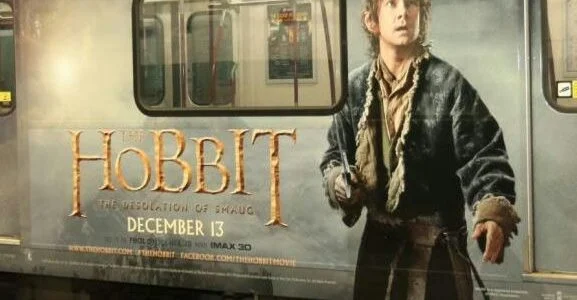 ¡La Desolación de Smaug llega al metro de Toronto!