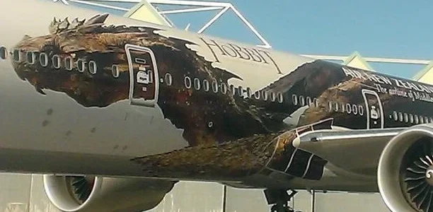 El nuevo avión de El Hobbit de Air New Zealand con imágenes de Smaug