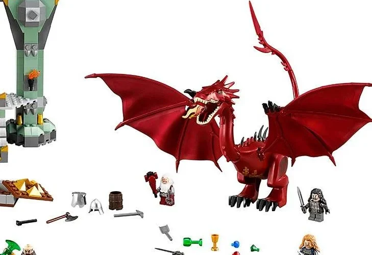 Nuevo set de Lego con Smaug, Bilbo y los Enanos en Erebor