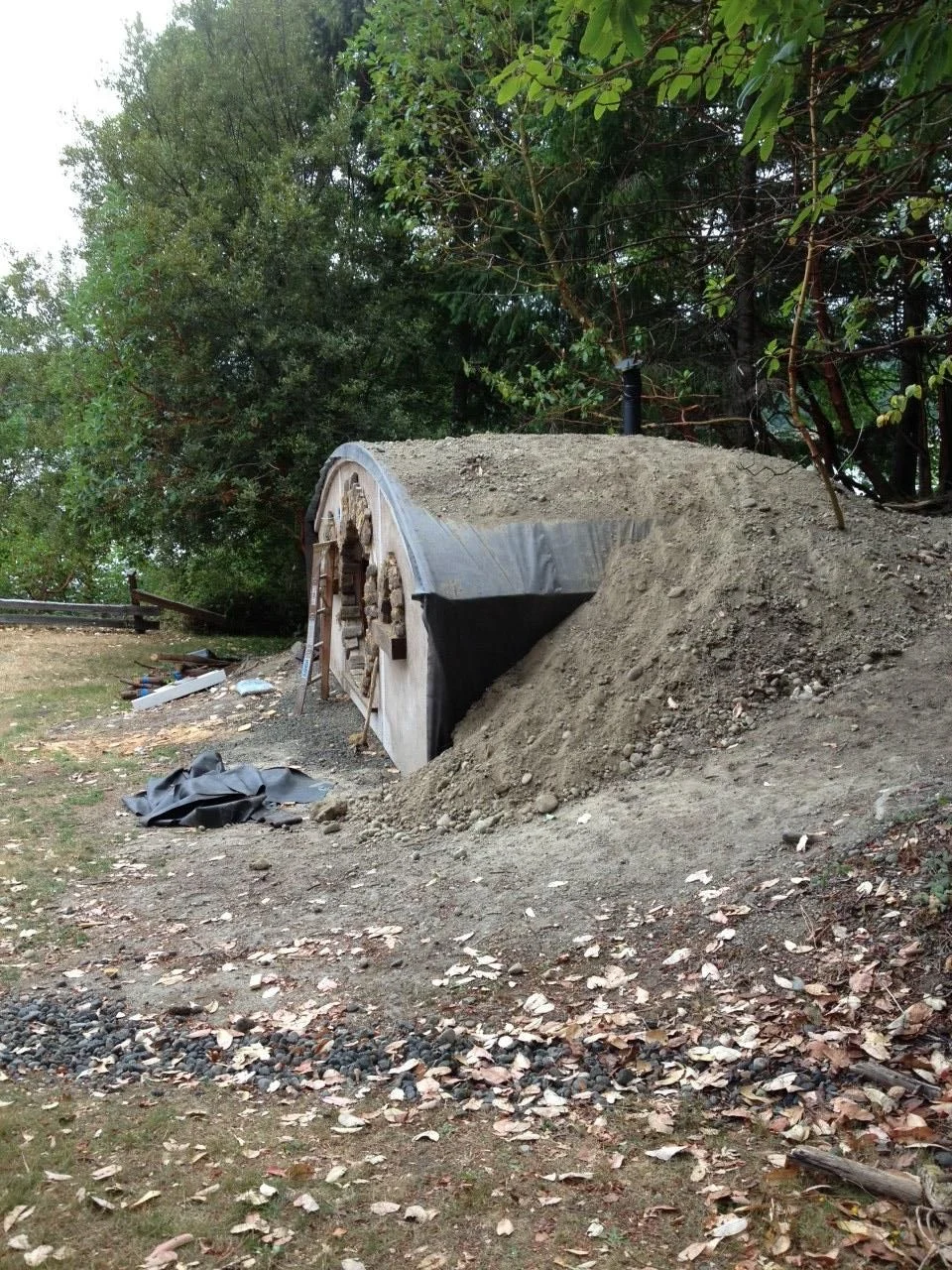 Construcción de la casa Hobbit