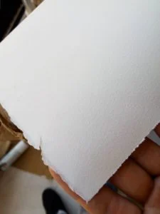 Papel empleado para la réplica del contrato de saqueador de Bilbo, obra de apmesa Papel empleado para la réplica del contrato de saqueador de Bilbo, obra de apmesa