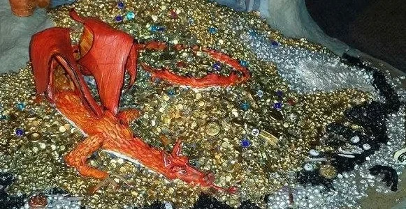 Magnífico diorama del dibujo ‘Conversación con Smaug’ de J.R.R. Tolkien