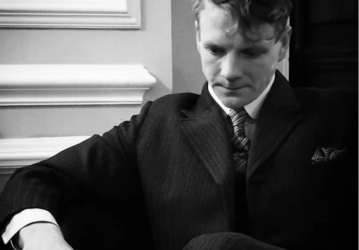 Imágenes de G.B. Smith y R.Q. Gilson en el biopic ‘Tolkien’