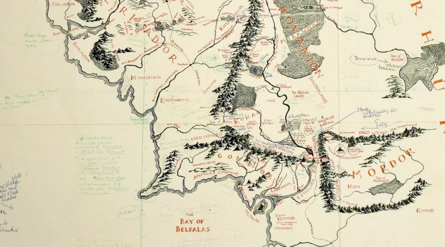 La Biblioteca Nacional expone una reproducción del mapa de la Tierra Media anotado por J.R.R. Tolkien