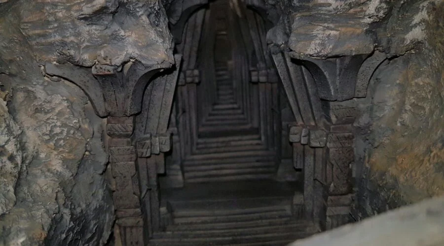 14-01-3019 La Compañía del Anillo continúa con su viaje a través de Moria