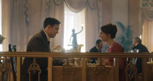 Nicholas Hoult y Lily Collins en 'Tolkien'. Imagen de Fox Searchlight