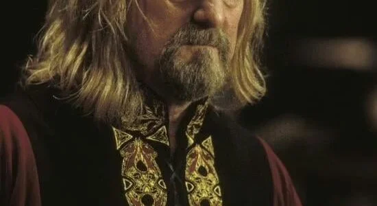 Fallece Bernard Hill, actor que interpretó a Théoden en la trilogía de El Señor de los Anillos