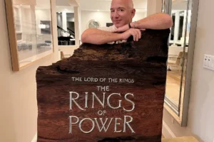 Título oficial de la Serie de Amazon Prime Video