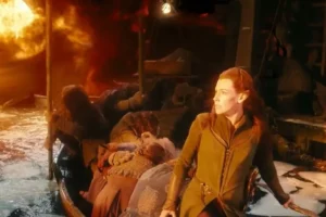 Tauriel protege a los Enanos y a las hijas de Bardo