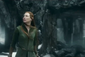 Tauriel llega a la Colina del Cuervo