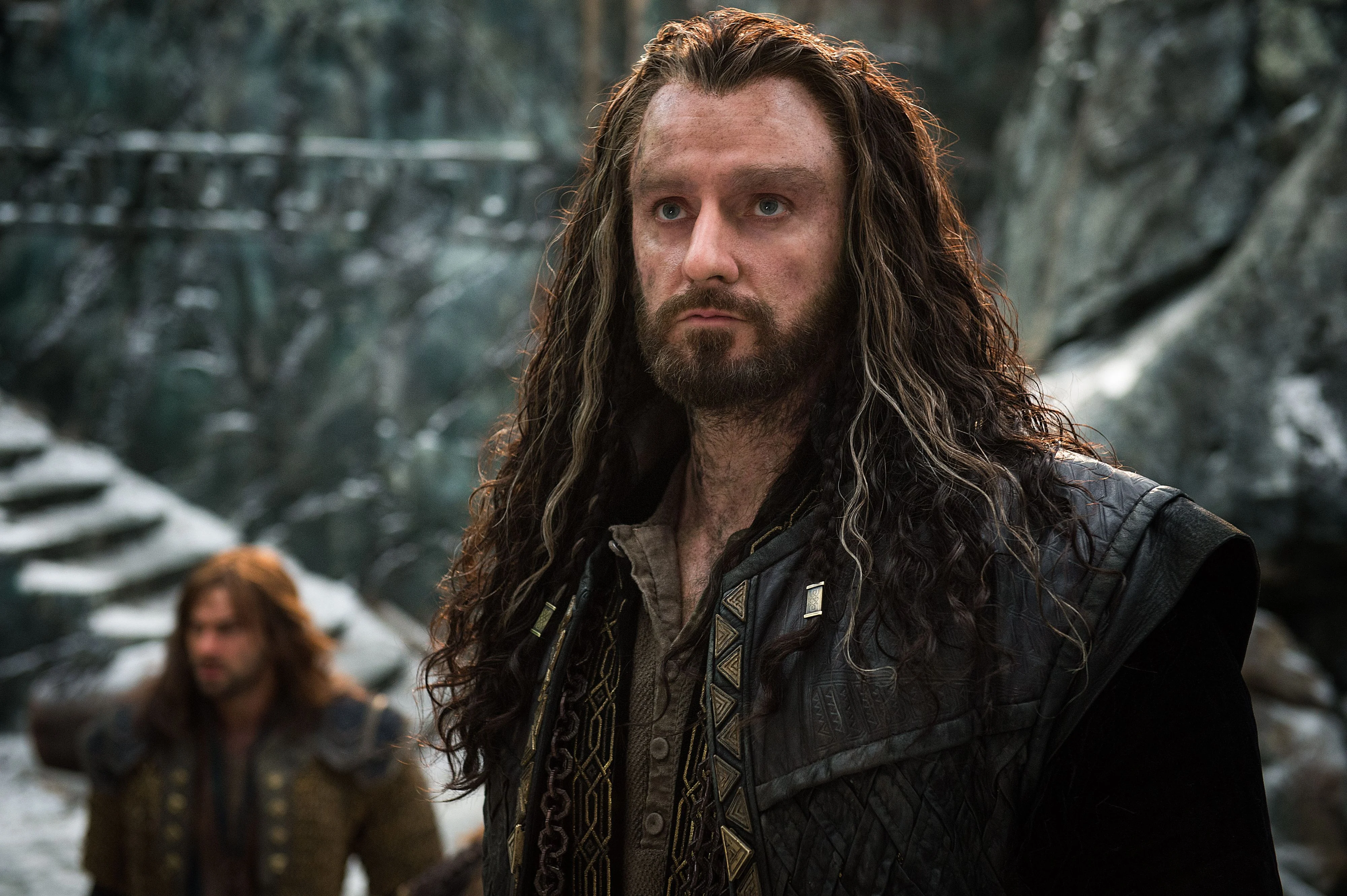 Kili y Thorin en la Colina del Cuervo