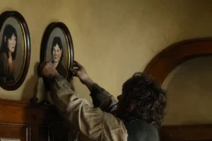 Bilbo coloca los retratos de sus padres