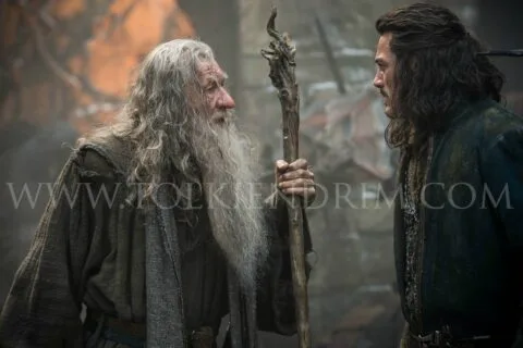 Gandalf y Bardo conversan en Valle