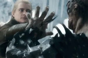Legolas apuñala a Bolgo en la mano