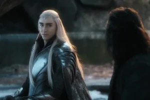 Thranduil le dice a Bardo que se quede con la Piedra del Arca