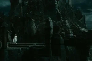Galadriel avanza por Dol Guldur