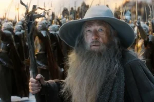 Gandalf y los Elfos se preparan para la batalla