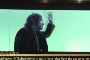 Bilbo en el bote de Bardo
