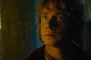 Bilbo observa el freco