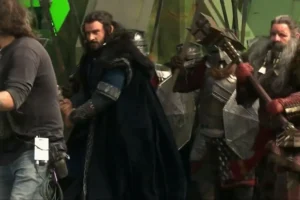 Thorin y un grupo de Enanos