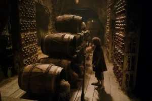Bilbo prepara la huída en los barriles