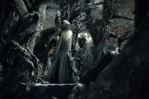 Gandalf en la laberíntica fortaleza de Dol Guldur