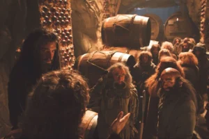 Bilbo explica a los Enanos cómo escapar