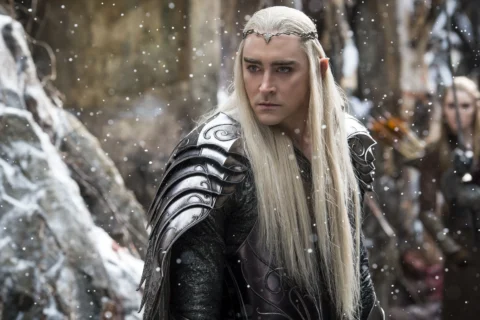 Thranduil en Valle, preparado para la batalla