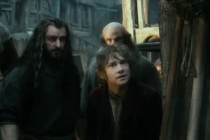 Bilbo, Thorin y Dwalin en Esgaroth