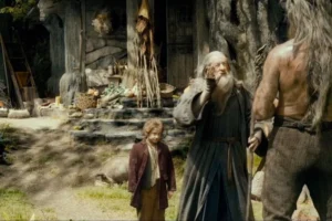 Bilbo y Gandalf ante Beorn