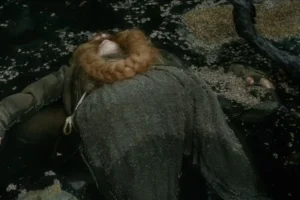 Bombur cae al Arroyo Encantado