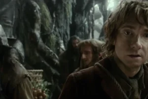 Bilbo y los Enanos ante una difícil decisión
