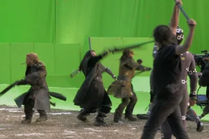 Fili, Thorin y Bofur luchando