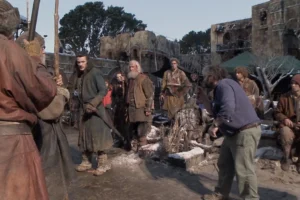 Luke Evans y Peter Jackson