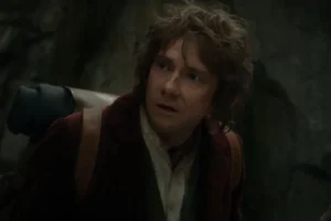 Bilbo atravesando las montañas