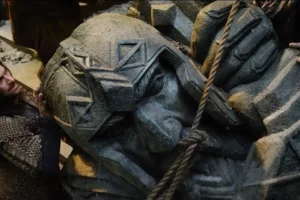 Kili ayuda a la reconstrucción de Erebor