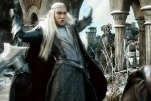 Thranduil combatiendo en Valle