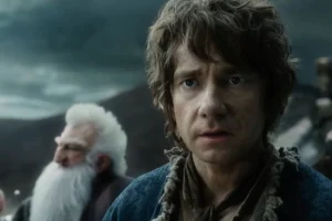 Los Enanos y Bilbo se preparan para algo