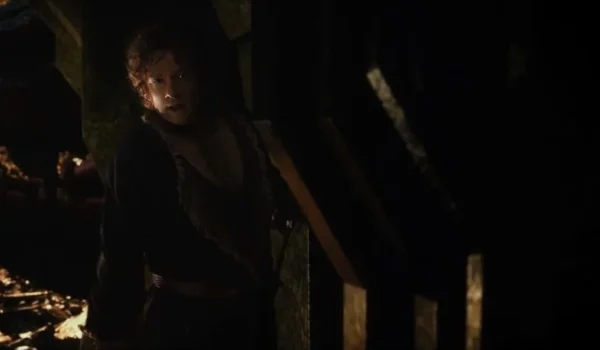 Smaug acecha a Bilbo