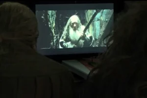 Gandalf huye de Dol Guldur