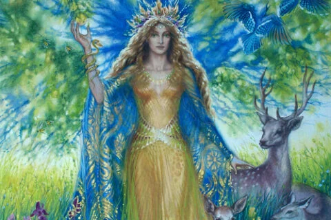 Elena Kukanova - Queen of the Earth
